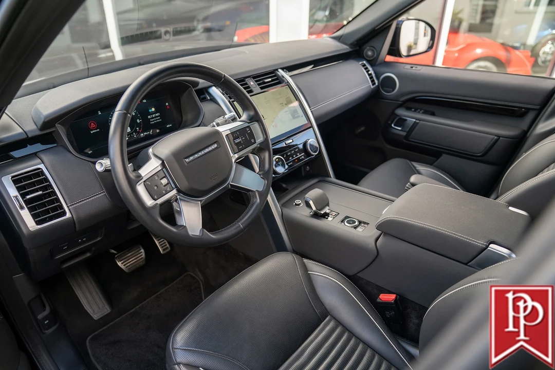 2022 Land Rover Discovery 5th Gen - Image 5 of 21