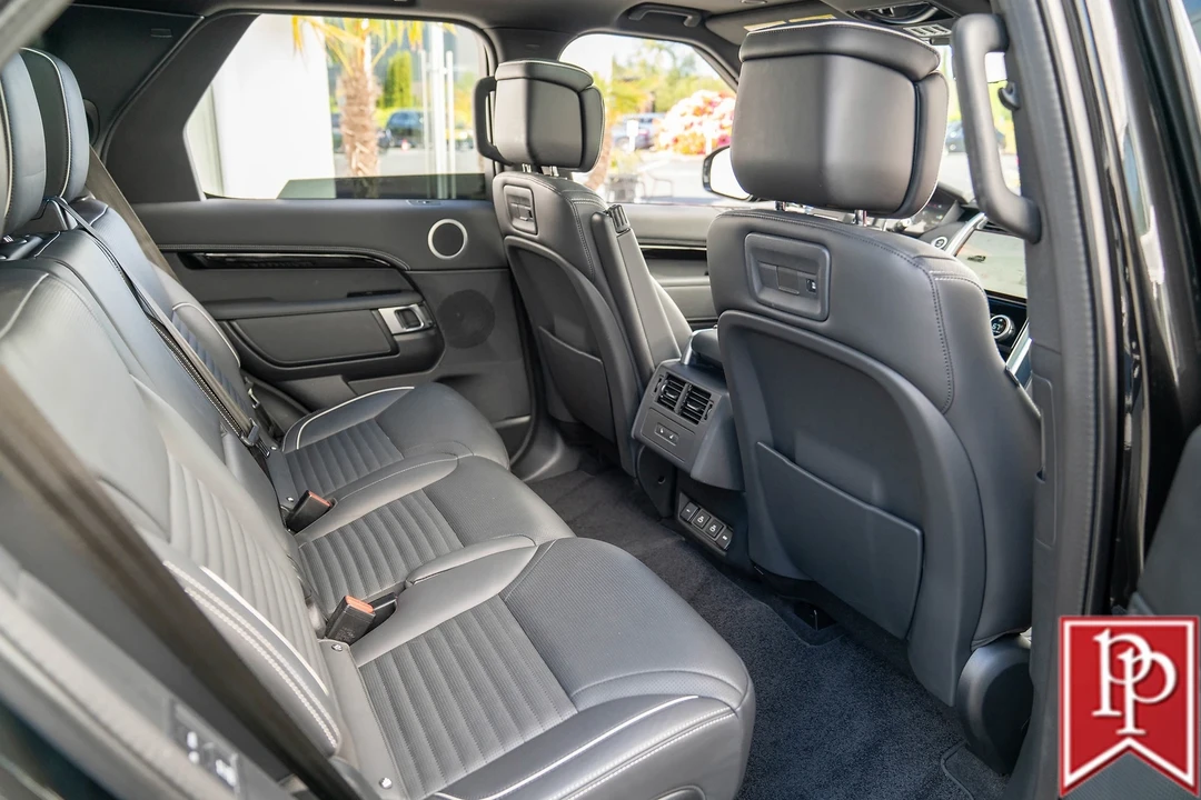 2022 Land Rover Discovery 5th Gen - Image 11 of 21