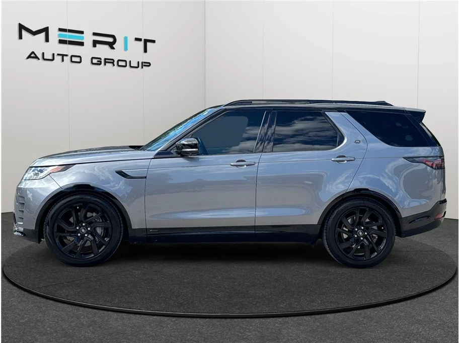 2022 Land Rover Discovery 5th Gen - Image 5 of 21