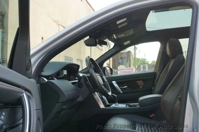 2022 Land Rover Discovery 5th Gen - Image 10 of 12