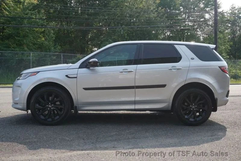 2022 Land Rover Discovery 5th Gen - Image 4 of 12
