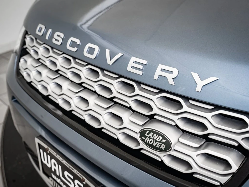 2022 Land Rover Discovery 5th Gen - Image 3 of 21