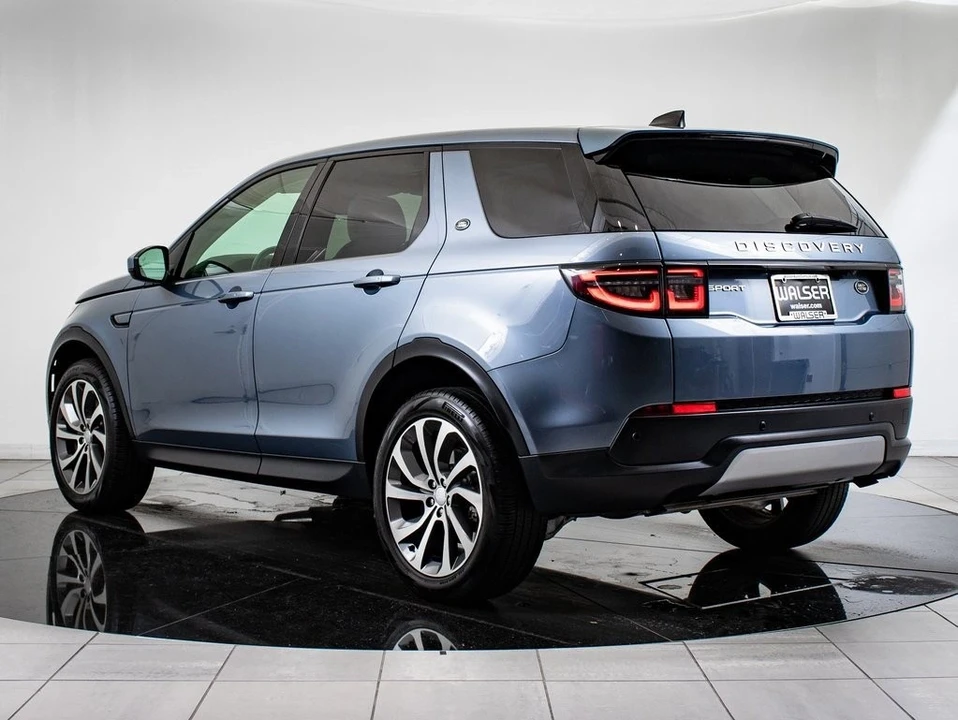 2022 Land Rover Discovery 5th Gen - Image 6 of 21