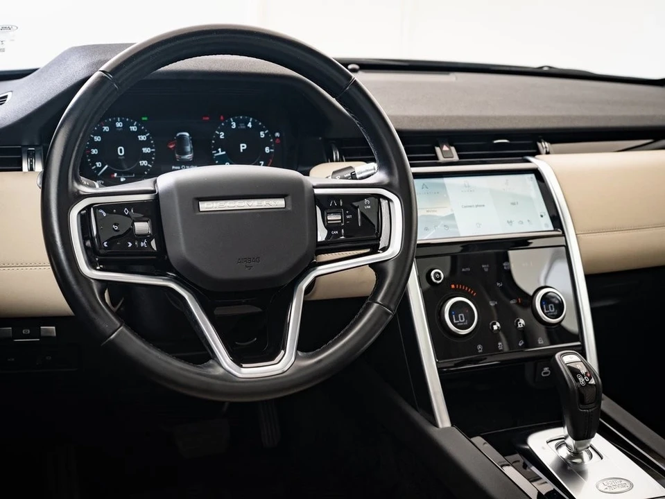 2022 Land Rover Discovery 5th Gen - Image 4 of 21