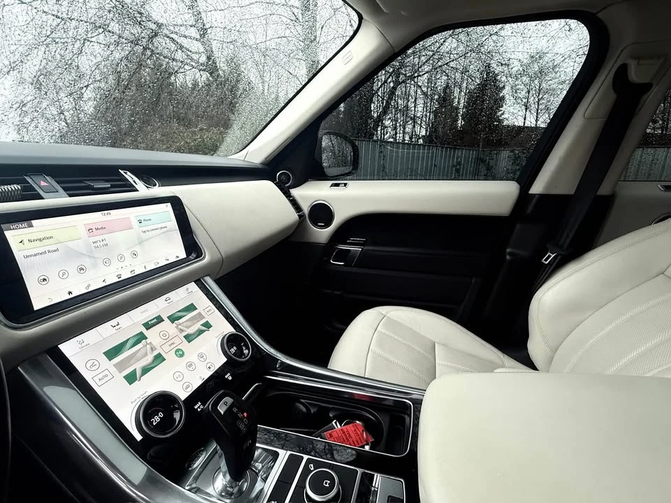 2022 Land Rover Range Rover L460 - Image 13 of 16
