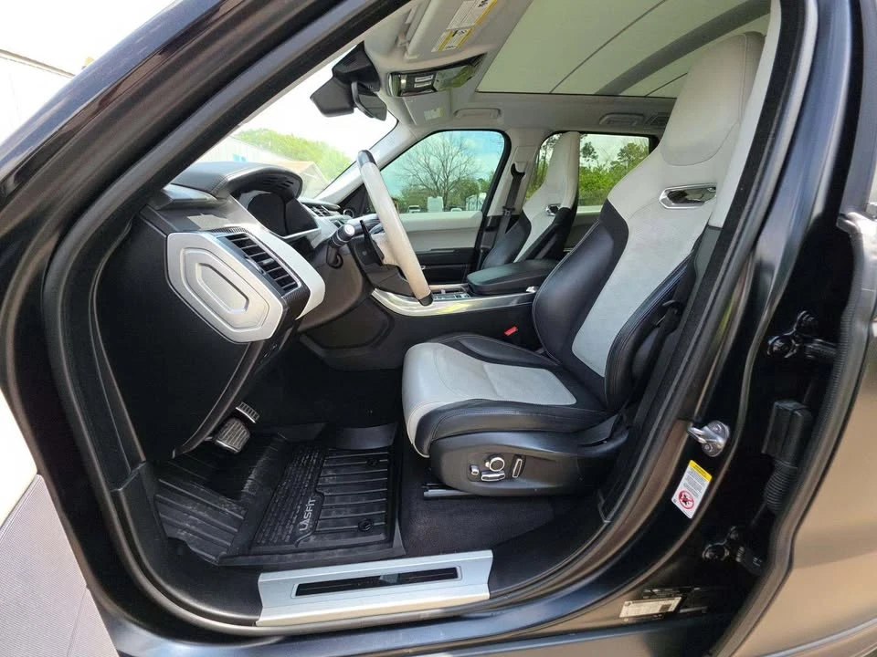 2022 Land Rover Range Rover L460 - Image 3 of 12