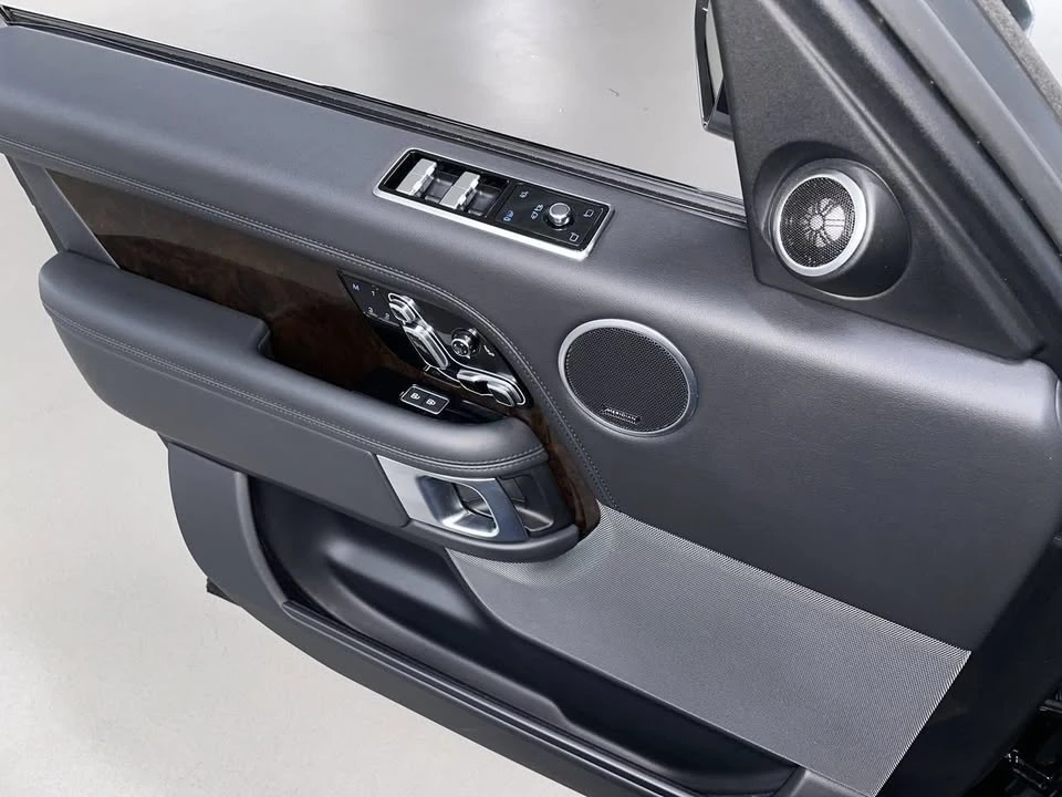 2022 Land Rover Range Rover L460 - Image 10 of 20