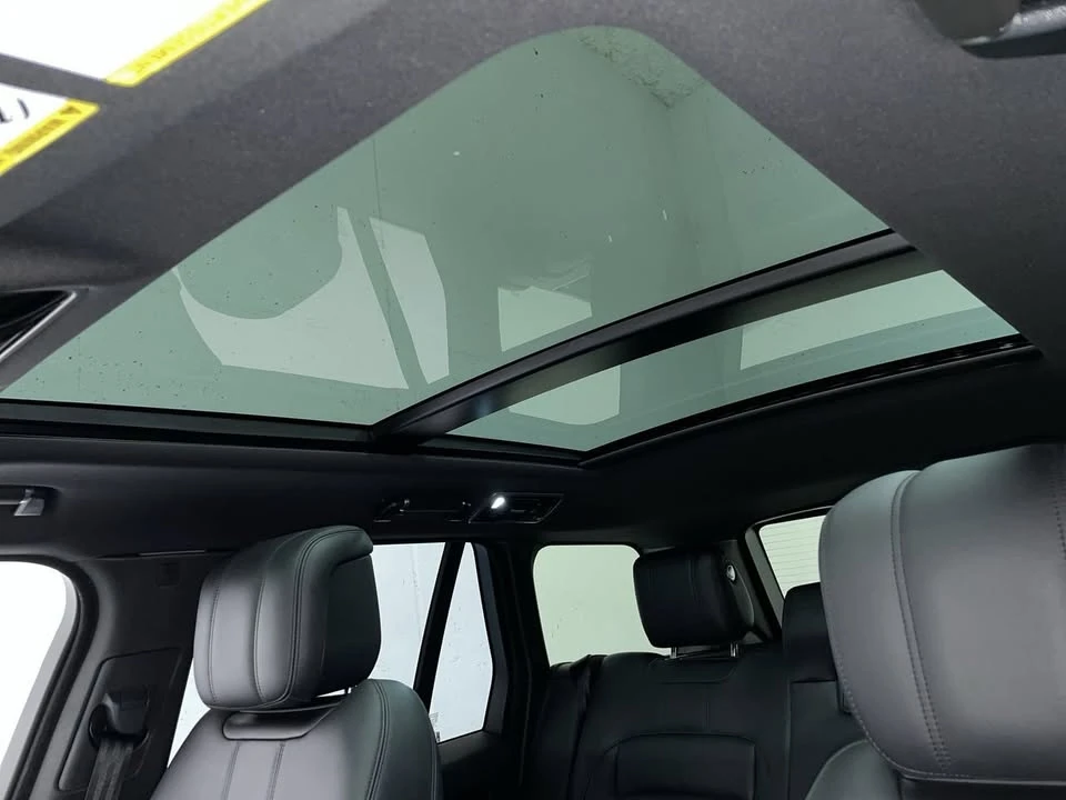 2022 Land Rover Range Rover L460 - Image 17 of 20