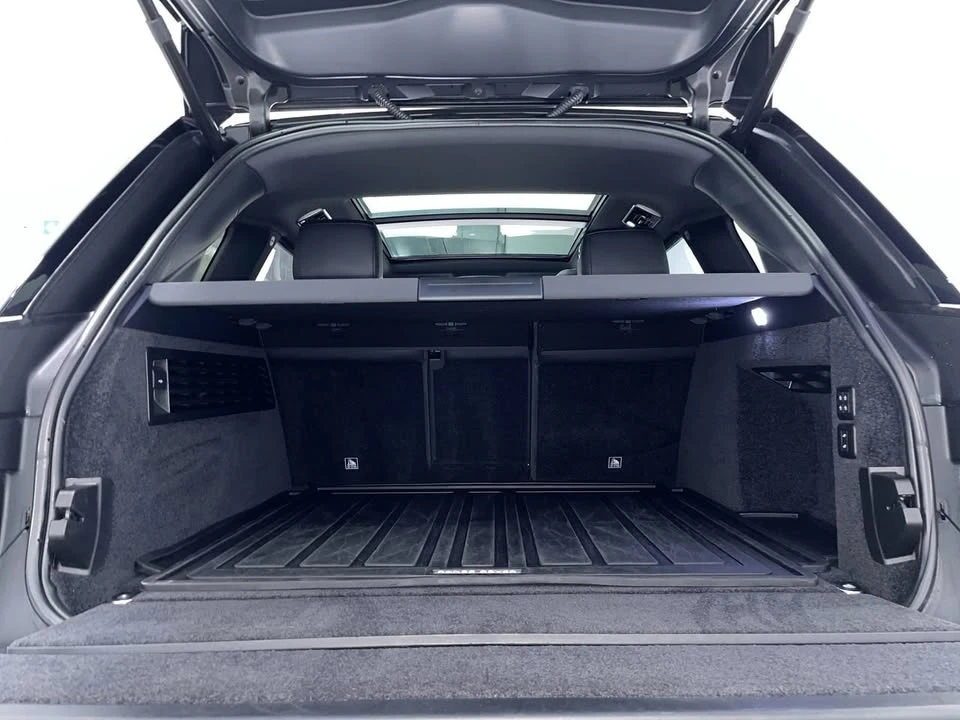 2022 Land Rover Range Rover L460 - Image 18 of 20