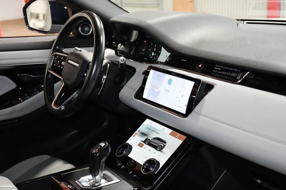 2022 Land Rover Range Rover Evoque 2nd Gen - Image 14 of 16