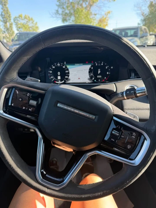 2022 Land Rover Range Rover Evoque 2nd Gen - Image 7 of 10