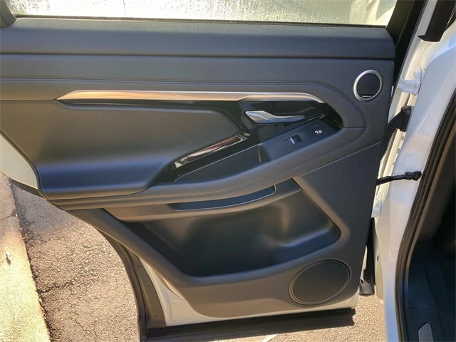 2022 Land Rover Range Rover Evoque 2nd Gen - Image 10 of 20