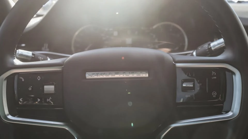 2022 Land Rover Range Rover Evoque 2nd Gen - Image 10 of 16