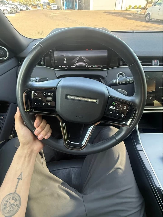 2022 Land Rover Range Rover Evoque 2nd Gen - Image 9 of 15