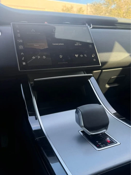 2022 Land Rover Range Rover Evoque 2nd Gen - Image 10 of 15