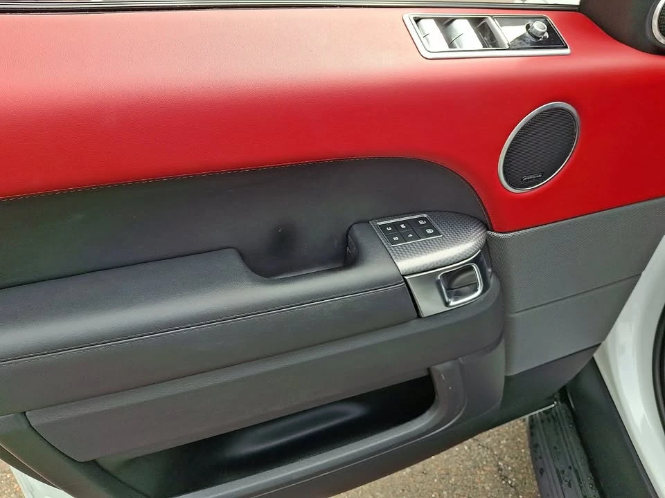 2022 Land Rover Range Rover L460 - Image 13 of 14