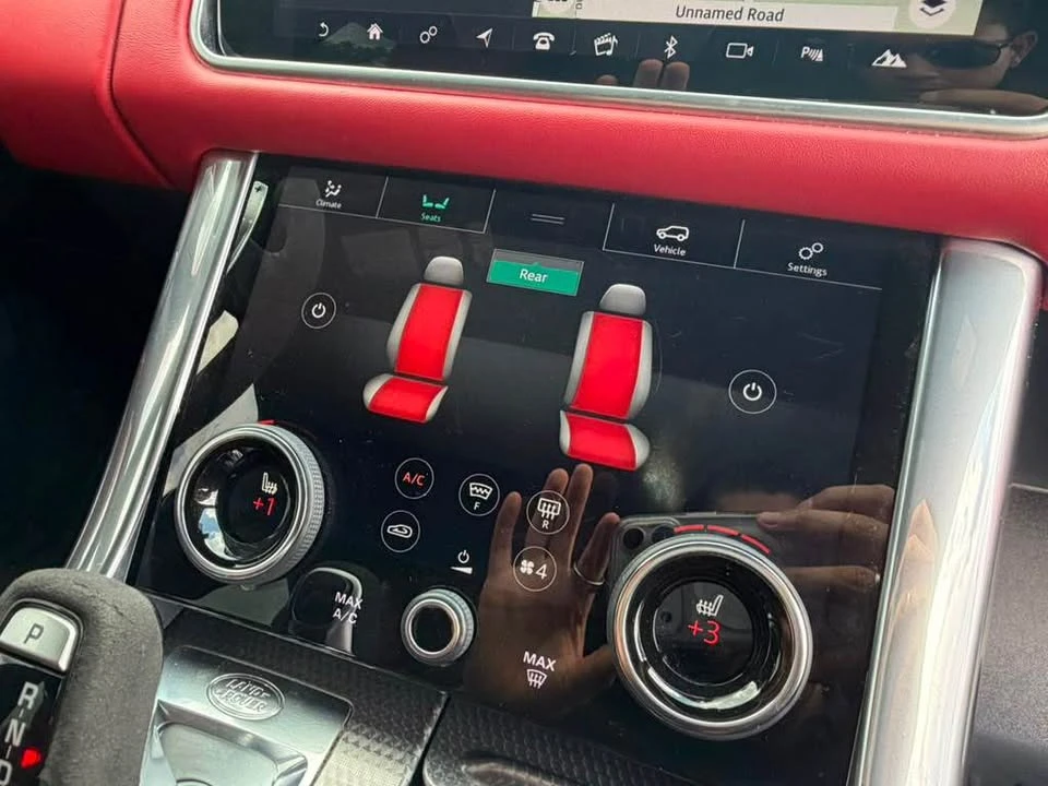 2022 Land Rover Range Rover L460 - Image 18 of 20
