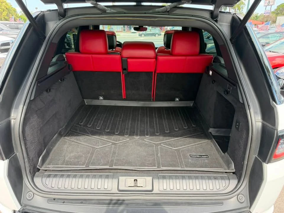 2022 Land Rover Range Rover L460 - Image 17 of 19