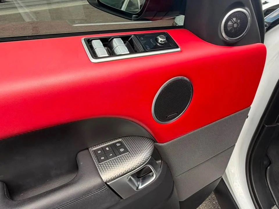 2022 Land Rover Range Rover L460 - Image 14 of 19