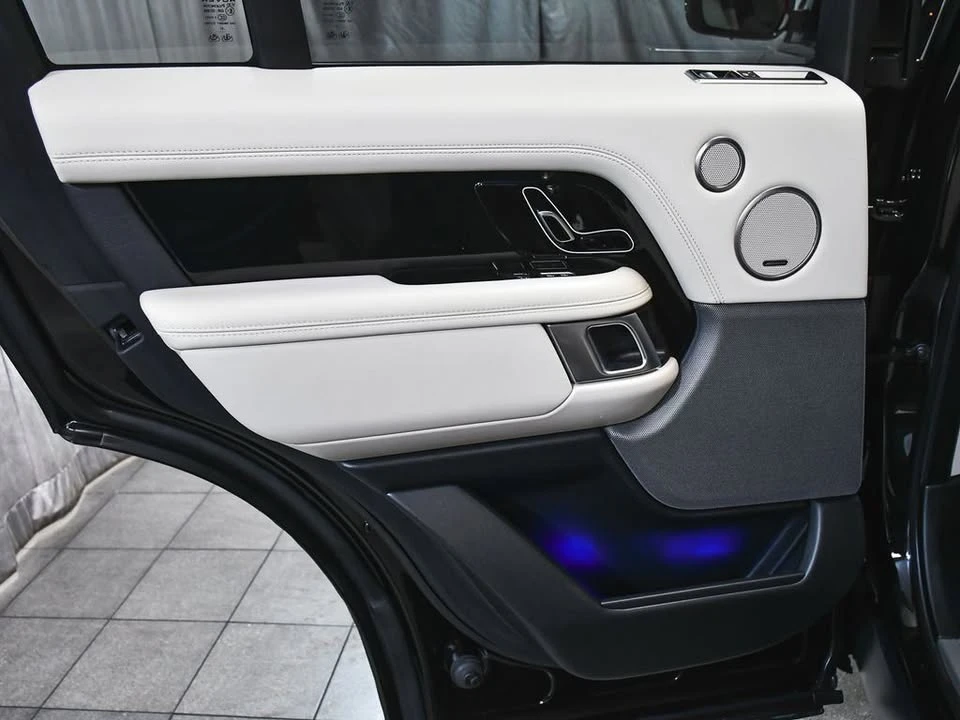 2022 Land Rover Range Rover L460 - Image 13 of 20