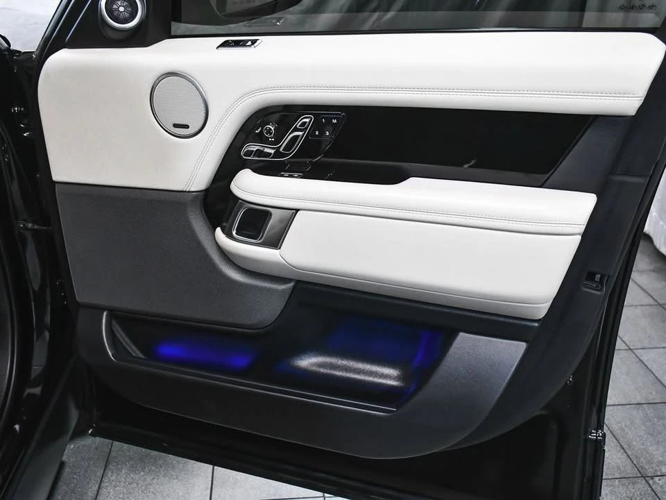 2022 Land Rover Range Rover L460 - Image 18 of 20