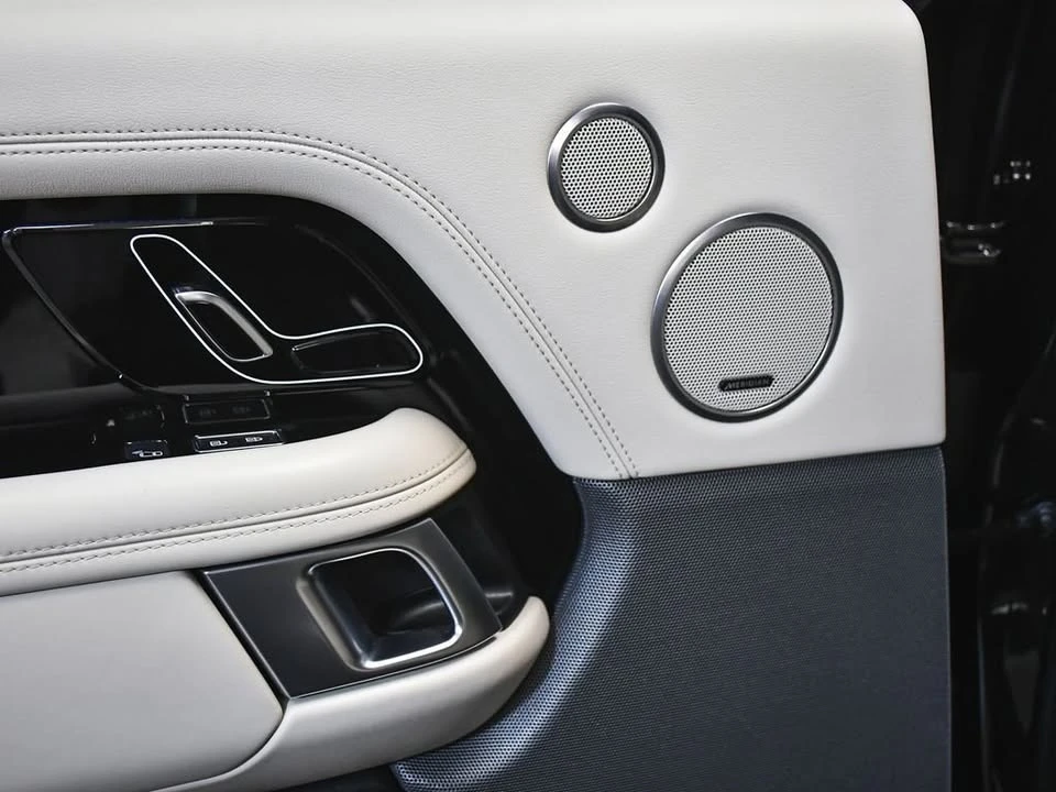 2022 Land Rover Range Rover L460 - Image 14 of 20