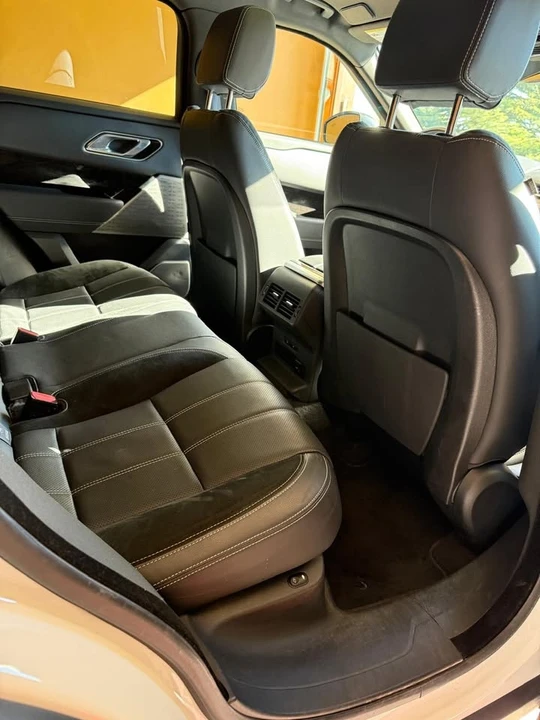 2022 Land Rover Range Rover L460 - Image 18 of 20