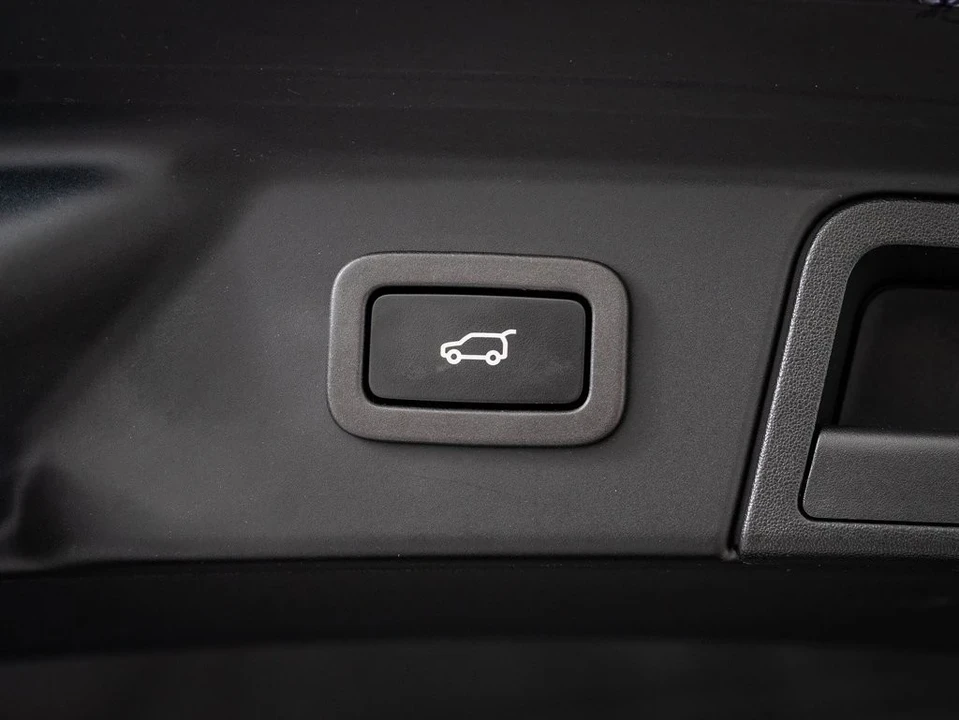 2022 Land Rover Range Rover L460 - Image 18 of 21