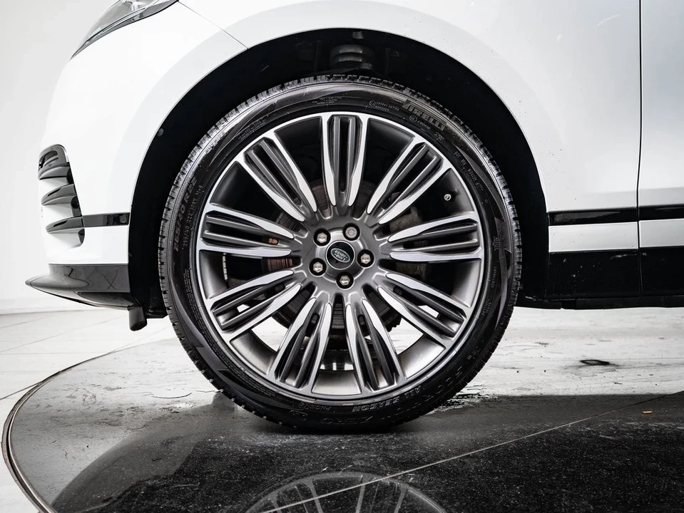 2022 Land Rover Range Rover L460 - Image 13 of 21