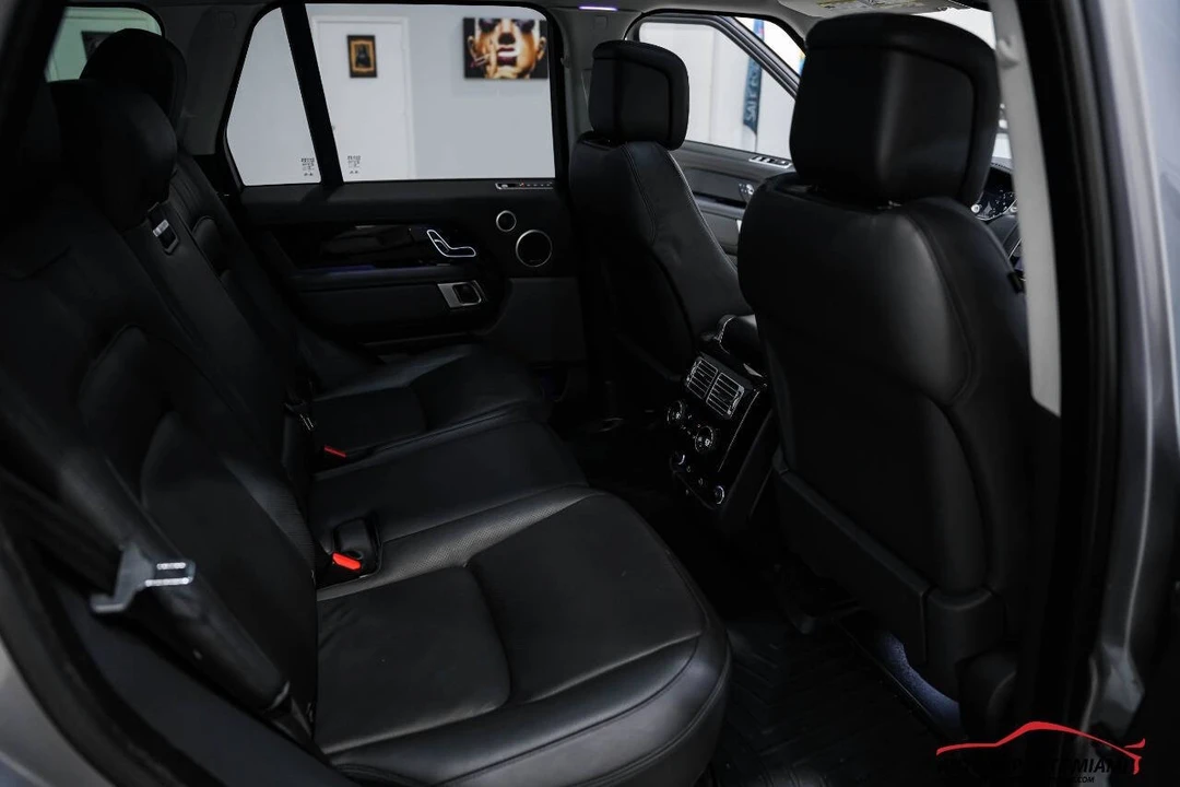 2022 Land Rover Range Rover L460 - Image 10 of 21