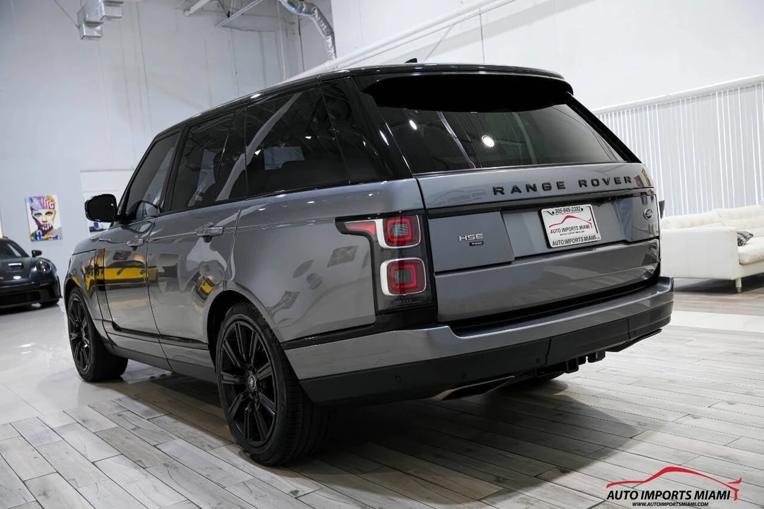 2022 Land Rover Range Rover L460 - Image 17 of 21