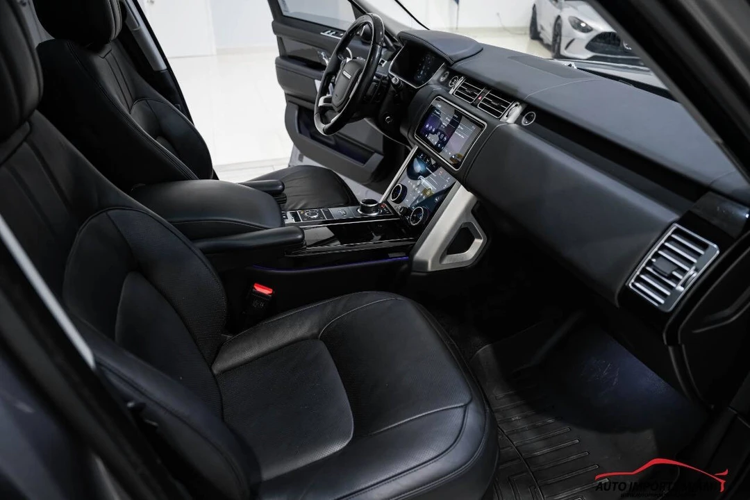 2022 Land Rover Range Rover L460 - Image 11 of 21