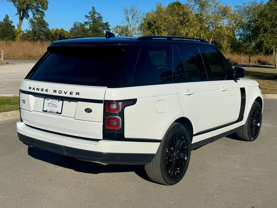 2022 Land Rover Range Rover L460 - Image 3 of 12