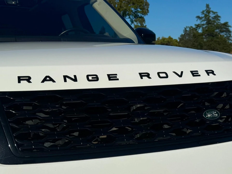 2022 Land Rover Range Rover L460 - Image 9 of 12