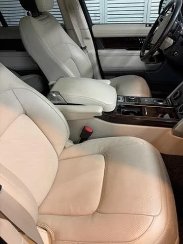 2022 Land Rover Range Rover L460 - Image 10 of 13
