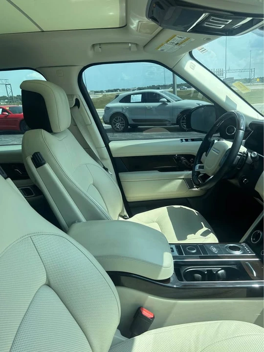 2022 Land Rover Range Rover L460 - Image 3 of 7