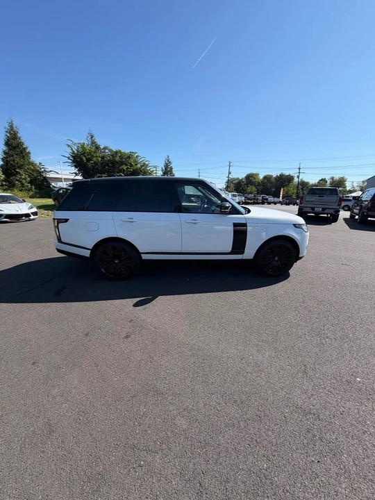 2022 Land Rover Range Rover L460 - Image 7 of 16