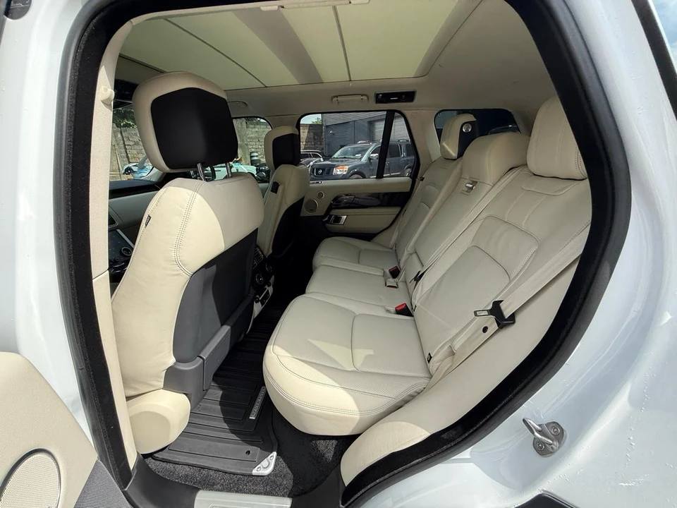 2022 Land Rover Range Rover L460 - Image 22 of 31