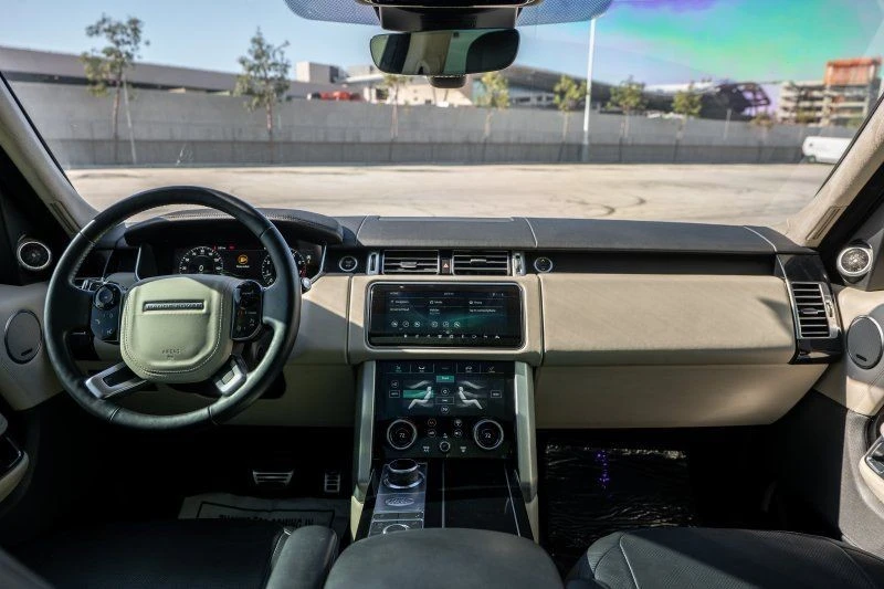 2022 Land Rover Range Rover L460 - Image 20 of 21