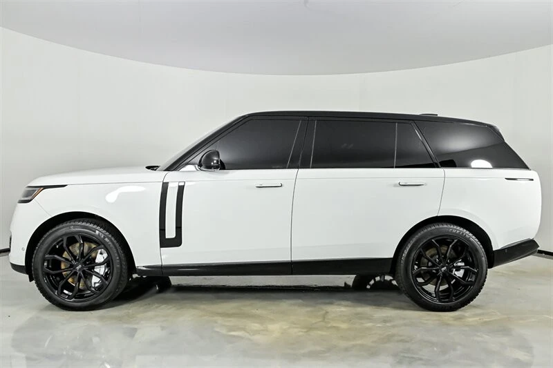 2022 Land Rover Range Rover L460 - Image 7 of 31