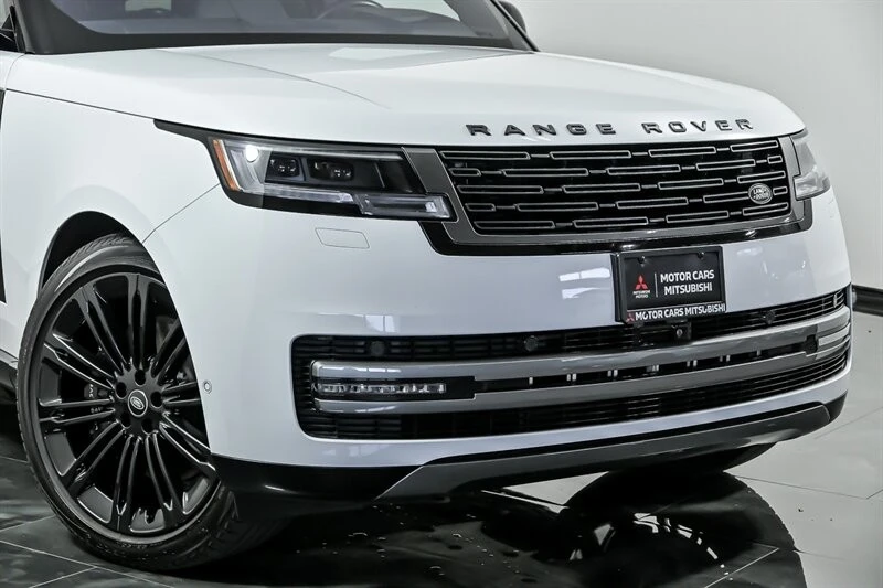 2022 Land Rover Range Rover L460 - Image 2 of 30