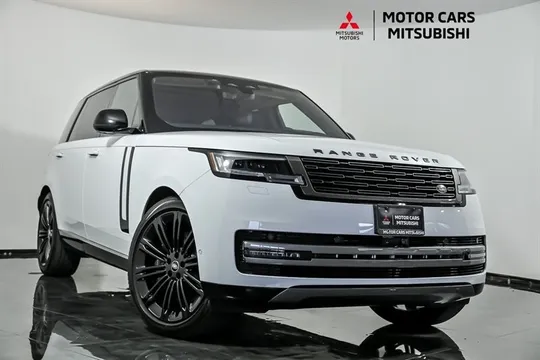 2022 Land Rover Range Rover P530 SE LWB