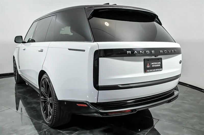 2022 Land Rover Range Rover L460 - Image 7 of 30