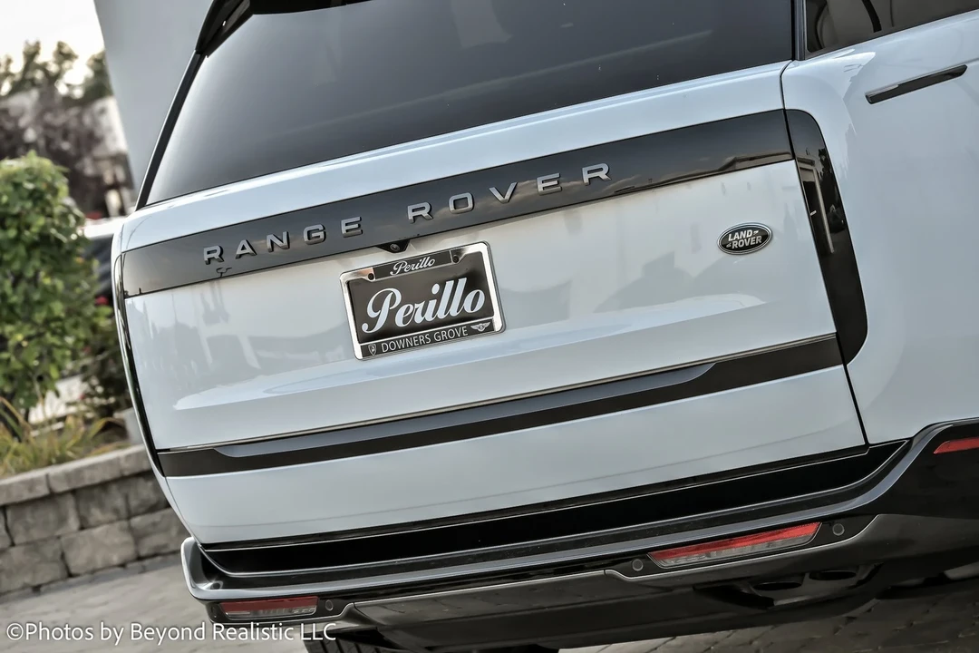 2022 Land Rover Range Rover L460 - Image 15 of 21