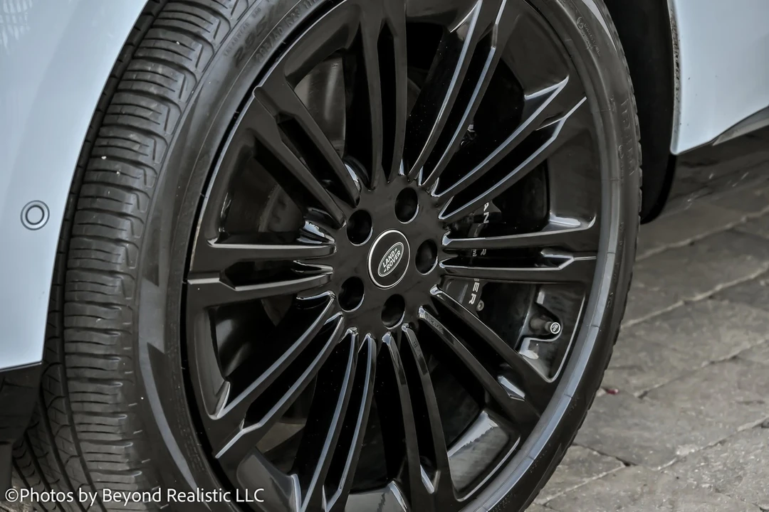 2022 Land Rover Range Rover L460 - Image 13 of 21