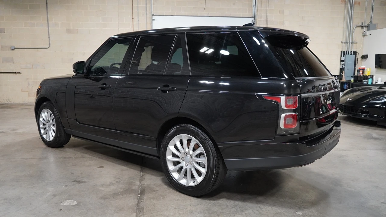 2022 Land Rover Range Rover L460 - Image 11 of 21