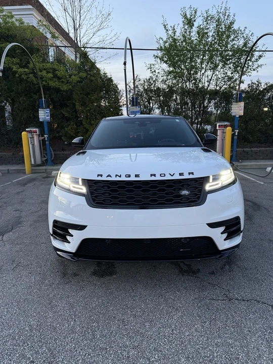 2022 Land Rover Range Rover L460 - Image 9 of 16