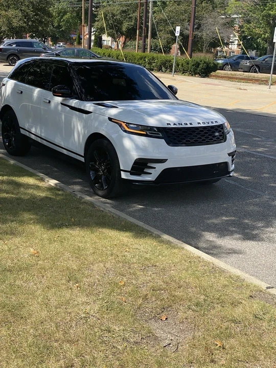 2022 Land Rover Range Rover L460 - Image 2 of 16