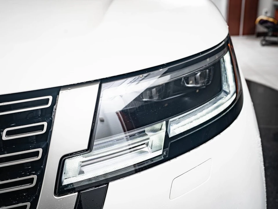 2022 Land Rover Range Rover L460 - Image 14 of 21