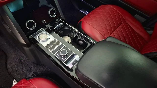 2022 Land Rover Range Rover L460 - Image 8 of 20